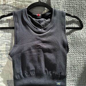 Tracksmith Fells Crop Top